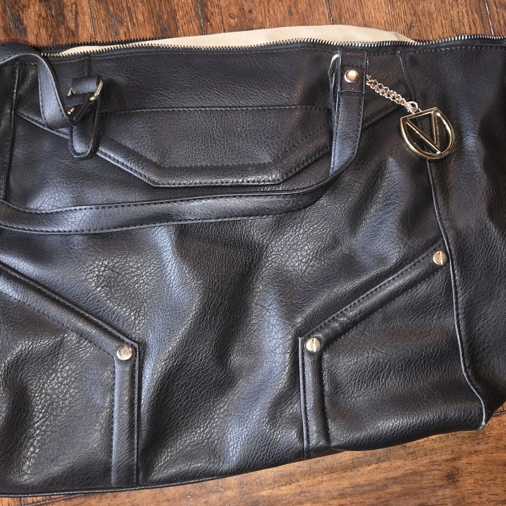 Dolce Vila purse